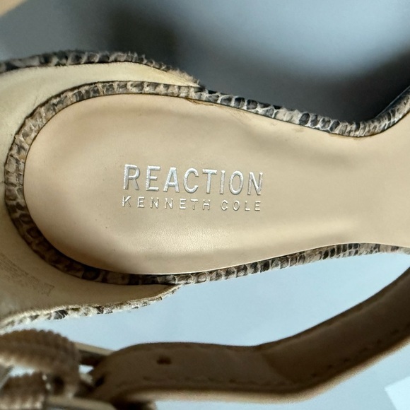 Reaction Kenneth Cole Lolita Sandals Heels Snakeskin Ankle Strap Women's 9 - Picture 2 of 10